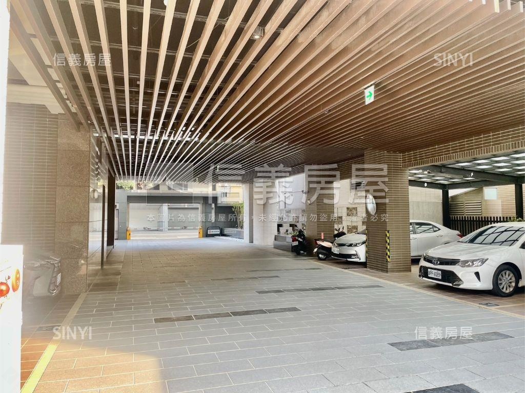 竹慶金璽四房坡平車位房屋室內格局與周邊環境