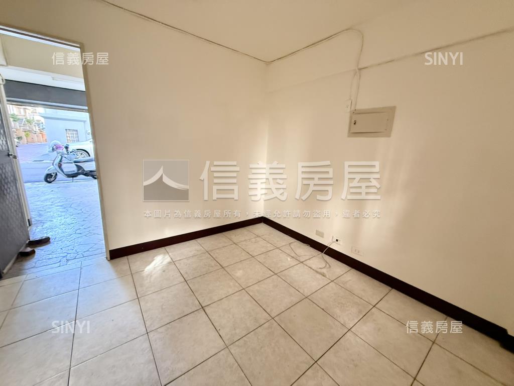 亮亮賢北街車墅房屋室內格局與周邊環境
