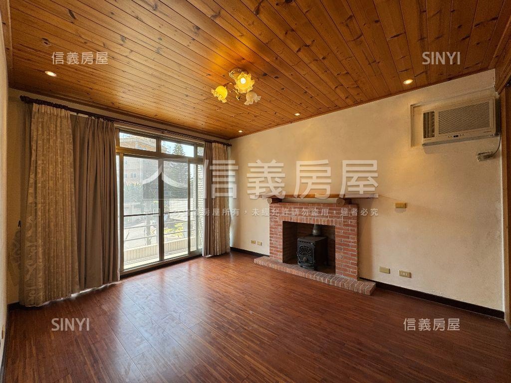 伯一代獨立地坪９０坪透天房屋室內格局與周邊環境