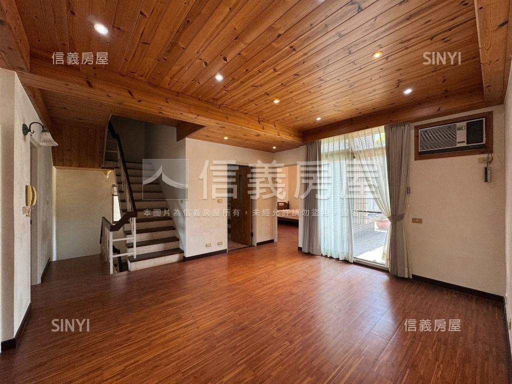伯一代獨立地坪９０坪透天房屋室內格局與周邊環境