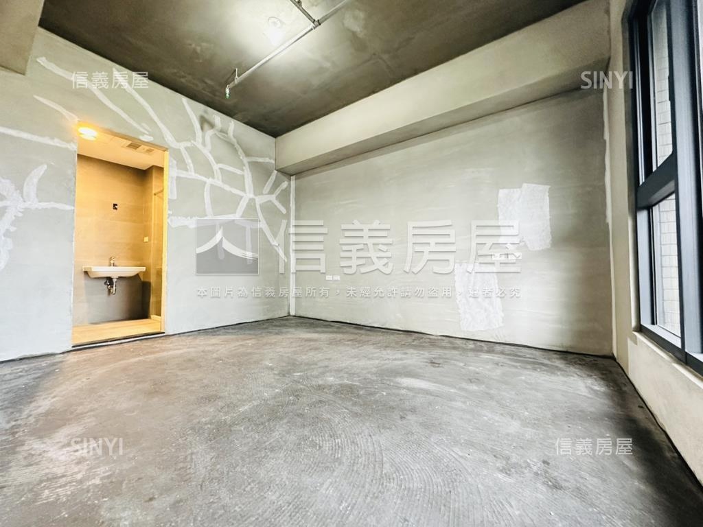 昭揚天銳大器四房車位房屋室內格局與周邊環境