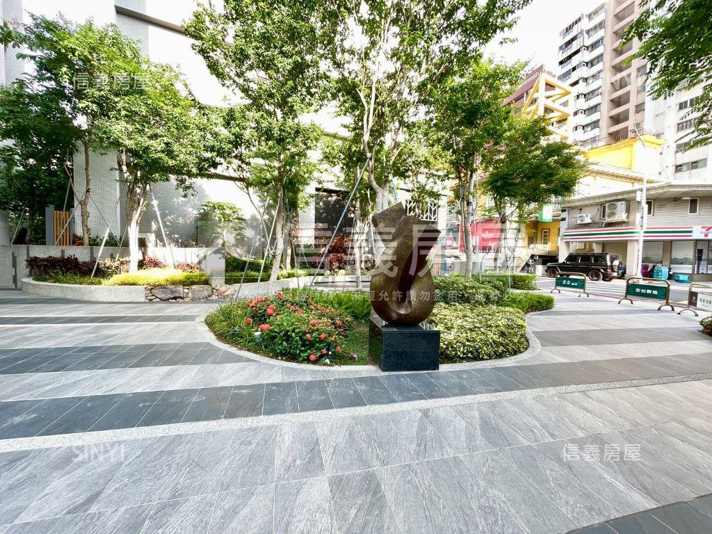 ★宏台敦旭大面寬黃金店面房屋室內格局與周邊環境
