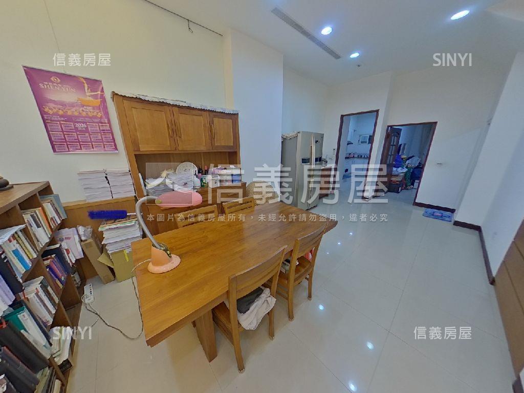 中壢後火車站大地坪透天房屋室內格局與周邊環境