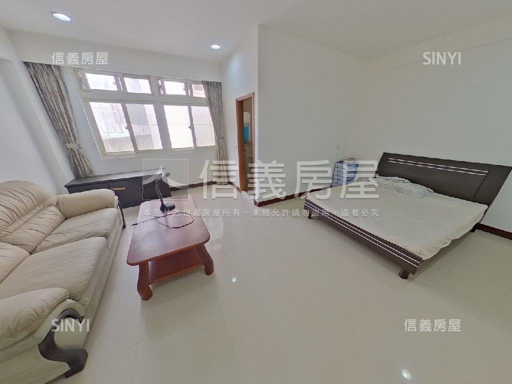 中壢後火車站大地坪透天房屋室內格局與周邊環境