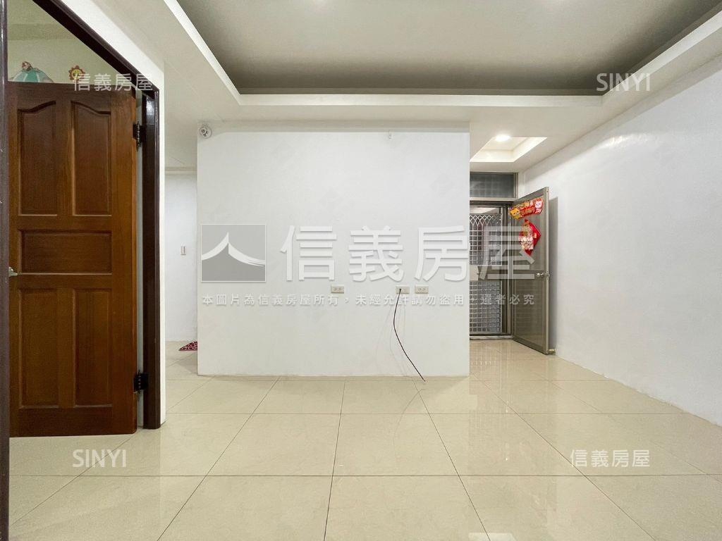 宏泰二樓裝潢美屋房屋室內格局與周邊環境