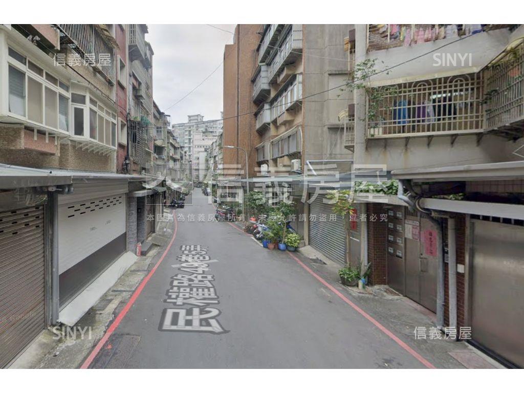 秀朗黃金多功能住宅房屋室內格局與周邊環境