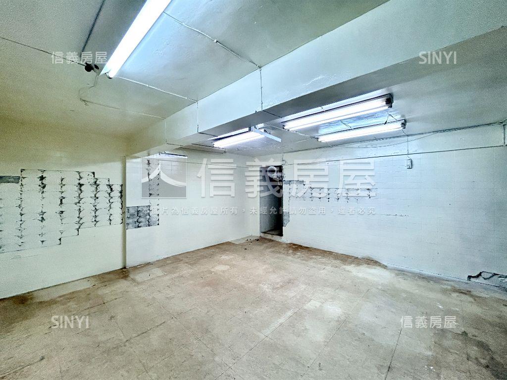 秀朗黃金多功能住宅房屋室內格局與周邊環境
