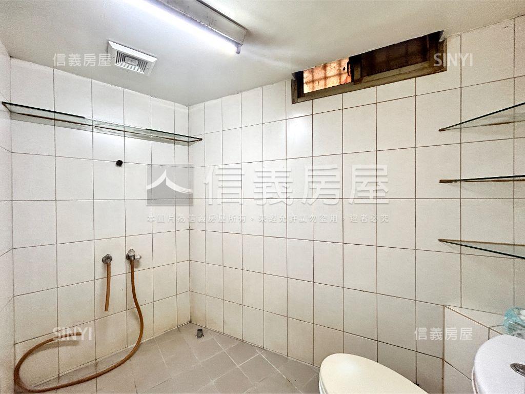 秀朗黃金多功能住宅房屋室內格局與周邊環境
