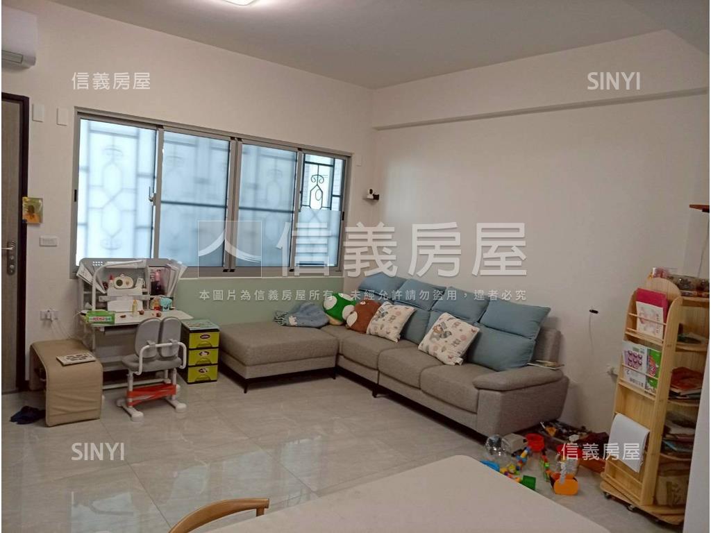 六甲約１．６年傳統車墅房屋室內格局與周邊環境