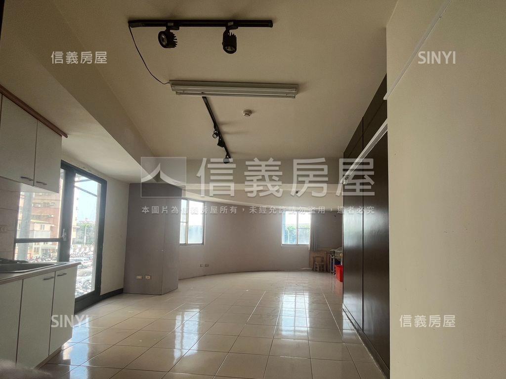 五甲商圈角窗樓店房屋室內格局與周邊環境