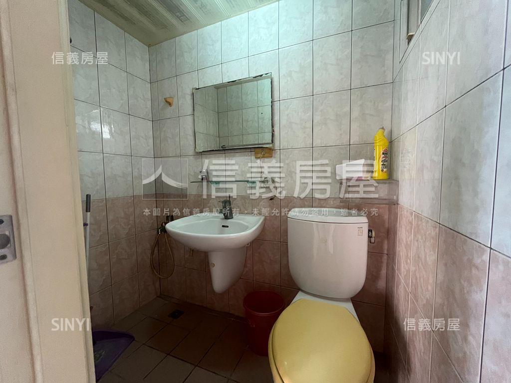 五甲商圈角窗樓店房屋室內格局與周邊環境