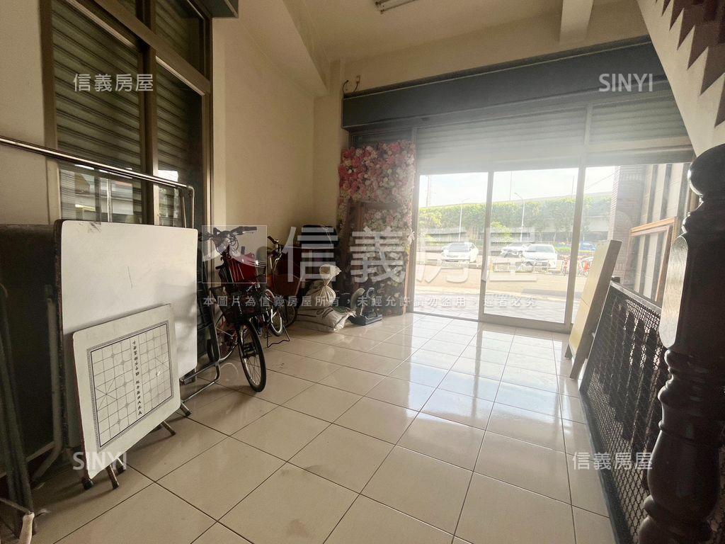 五甲商圈角窗樓店房屋室內格局與周邊環境