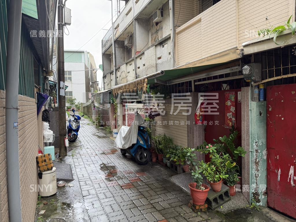 公園路輕鬆成家透天房屋室內格局與周邊環境