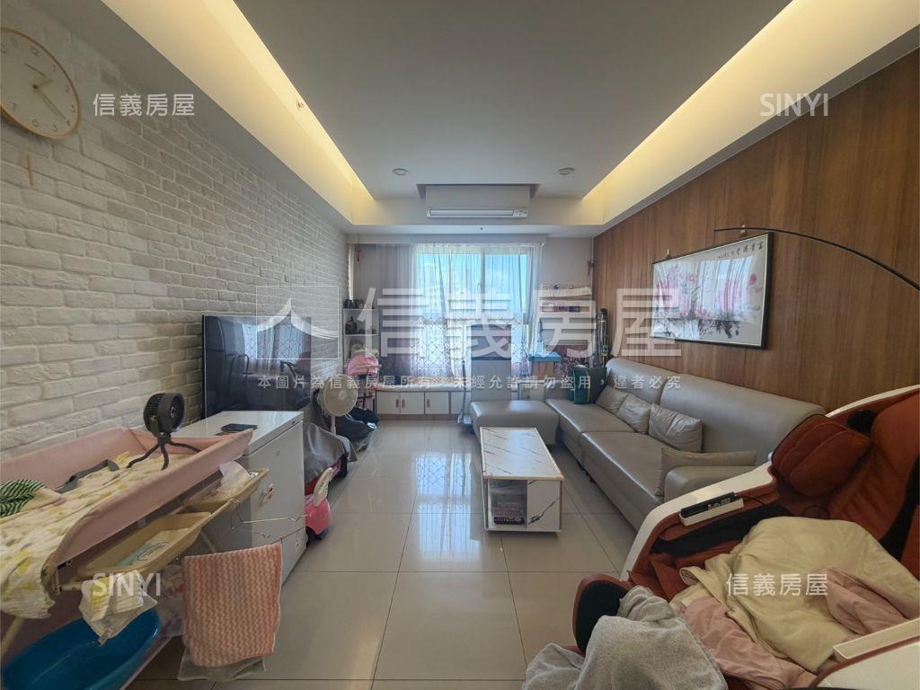 皇翔高樓四房車位房屋室內格局與周邊環境