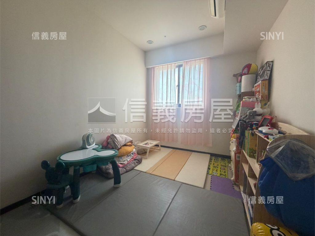 皇翔高樓四房車位房屋室內格局與周邊環境