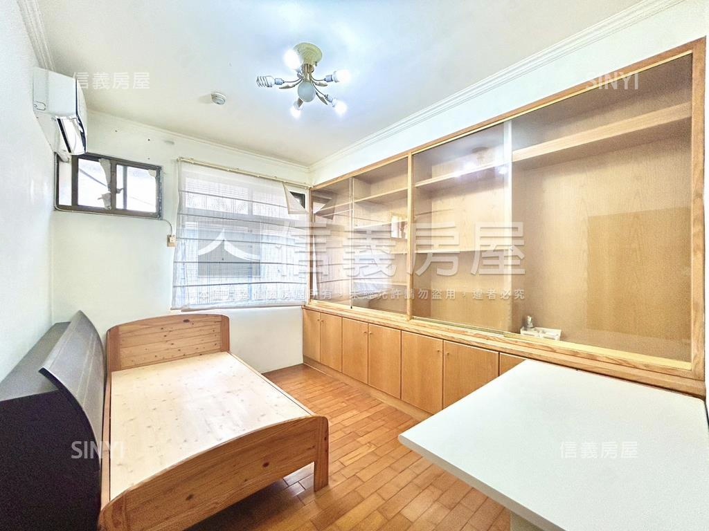 文教新城大戶三房房屋室內格局與周邊環境