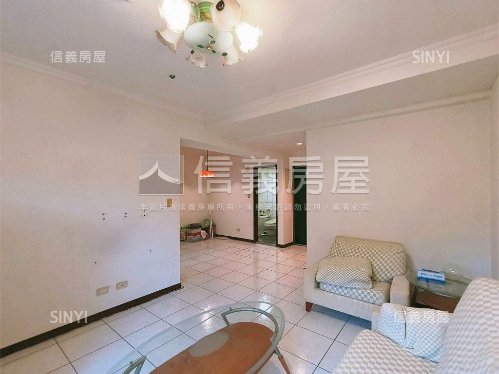 【ＶＲ】觀星台北三房車位房屋室內格局與周邊環境