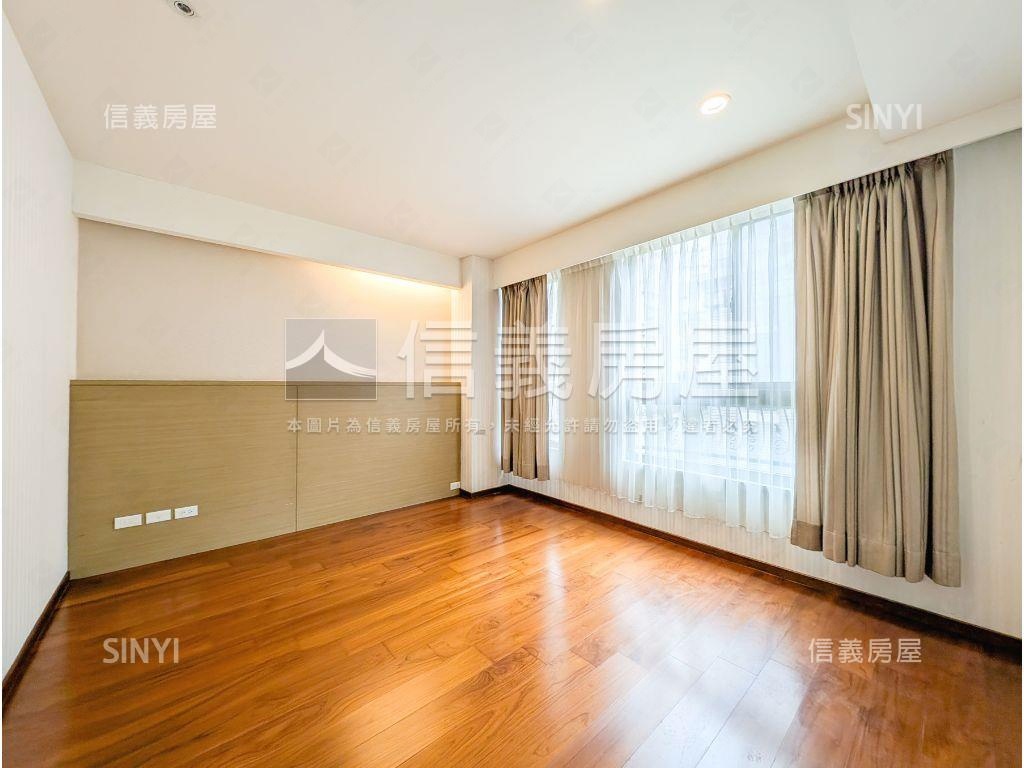 環球薈館尊爵非凡房屋室內格局與周邊環境