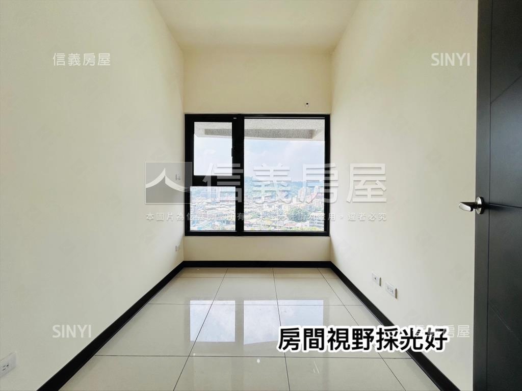 伴月灣。高樓帝景房屋室內格局與周邊環境