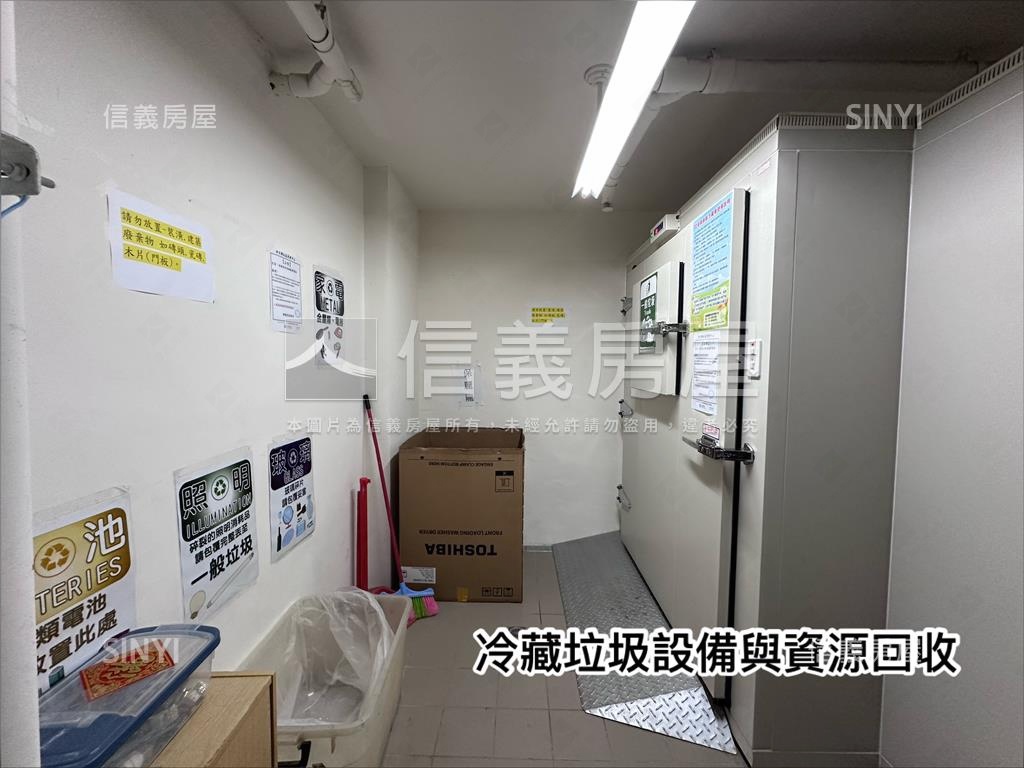 伴月灣。高樓帝景房屋室內格局與周邊環境