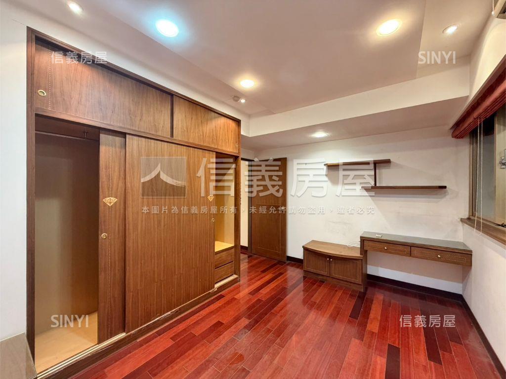 綠多稀有樓中樓房屋室內格局與周邊環境