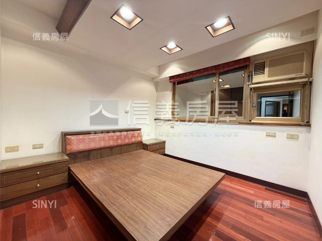 綠多稀有樓中樓房屋室內格局與周邊環境