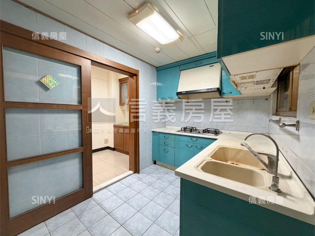 綠多稀有樓中樓房屋室內格局與周邊環境