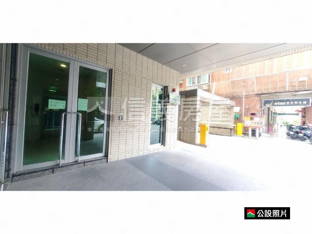 麒園Ｂ４坡平車位房屋室內格局與周邊環境