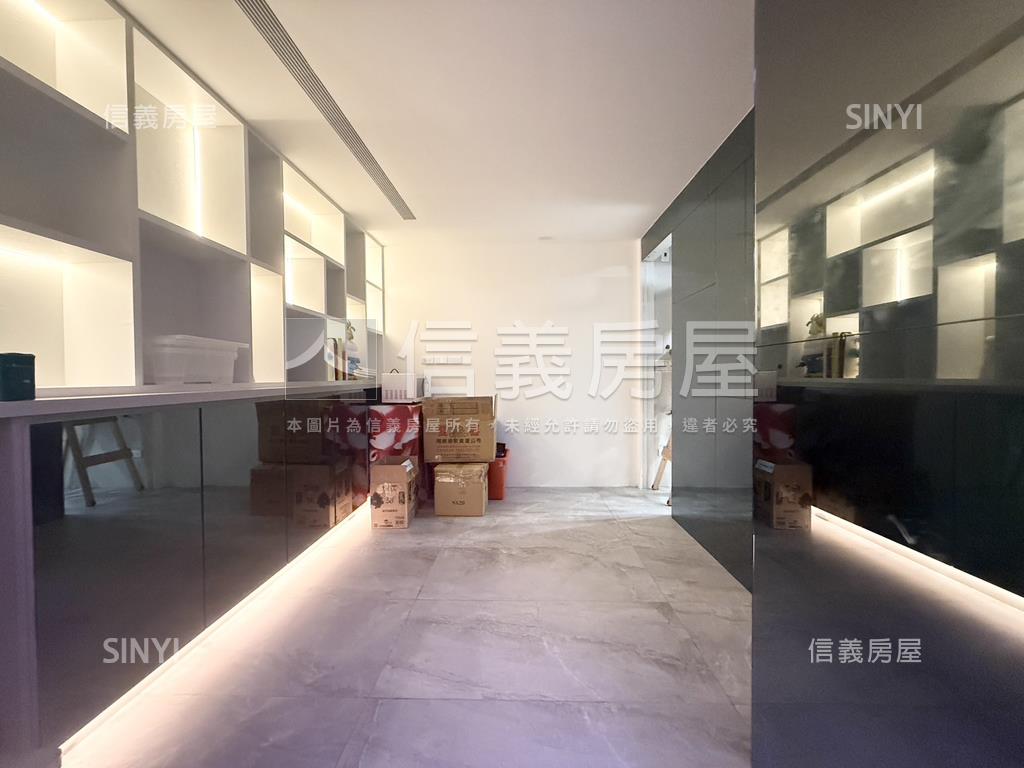 赫里翁西湖大平台房屋室內格局與周邊環境