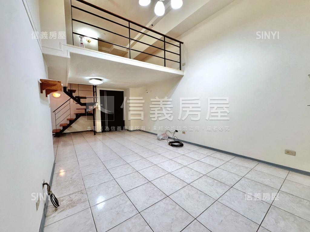 小資首選。伊吉邦附車位房屋室內格局與周邊環境