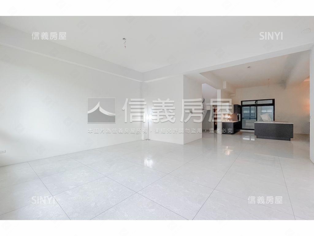 單元１２臨路電梯豪墅房屋室內格局與周邊環境