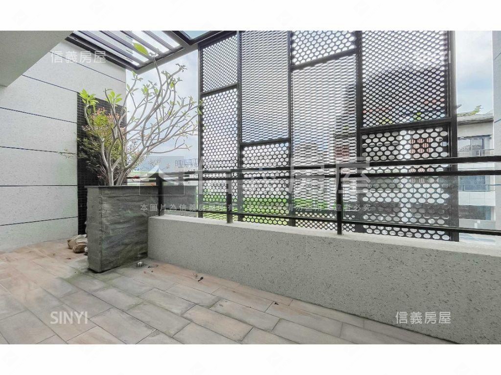 單元１２臨路電梯豪墅房屋室內格局與周邊環境