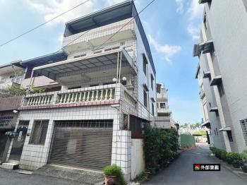 近捷運邊間活巷大地坪透天