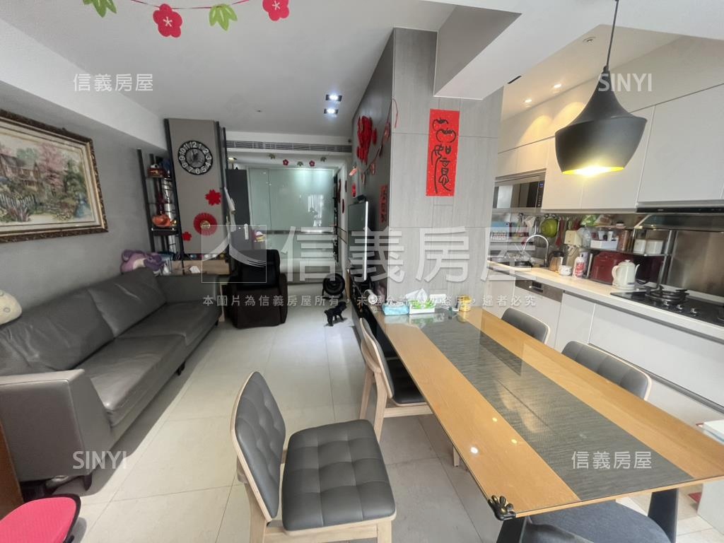 長城裝潢高樓美屋房屋室內格局與周邊環境