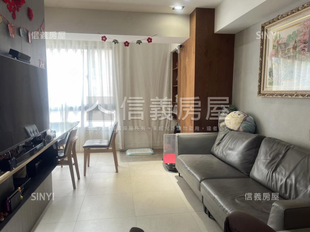 長城裝潢高樓美屋房屋室內格局與周邊環境