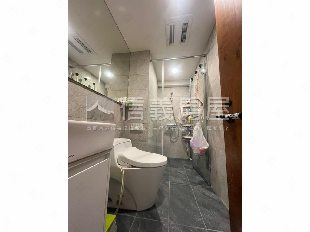 長城裝潢高樓美屋房屋室內格局與周邊環境