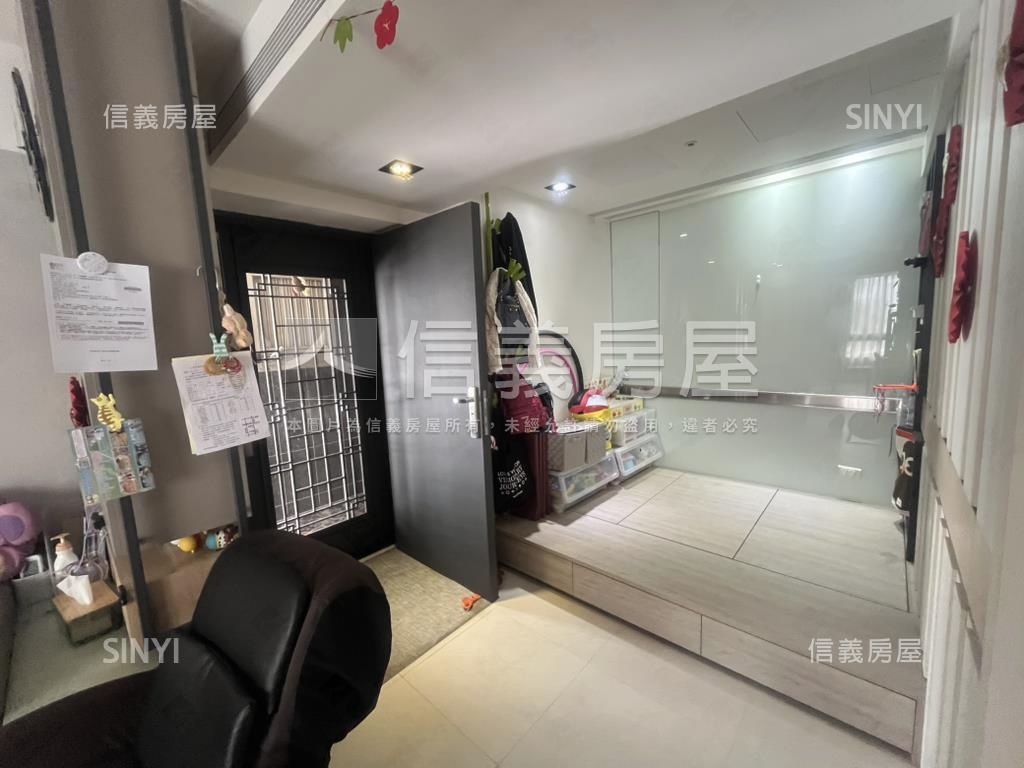 長城裝潢高樓美屋房屋室內格局與周邊環境