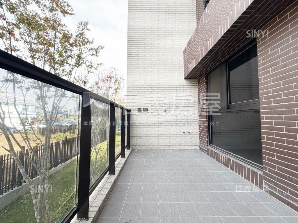 帥店長推薦ＭＯＳＴ露台戶房屋室內格局與周邊環境