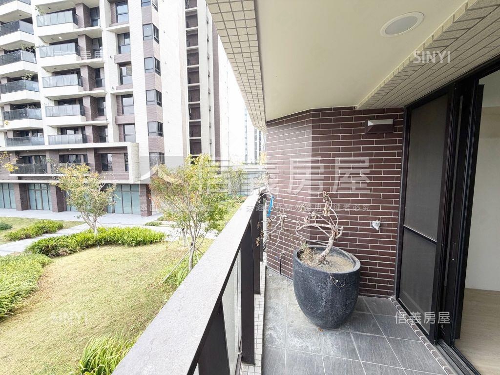 帥店長推薦ＭＯＳＴ露台戶房屋室內格局與周邊環境