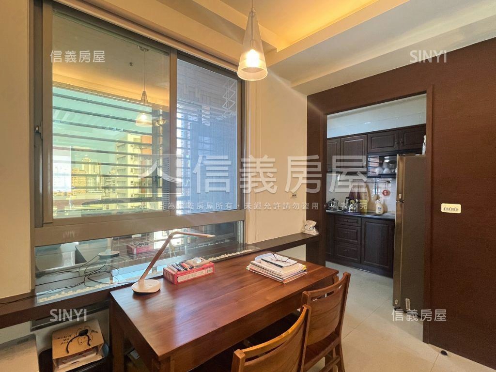 Ｒ１５甜蜜家庭美宅平車房屋室內格局與周邊環境