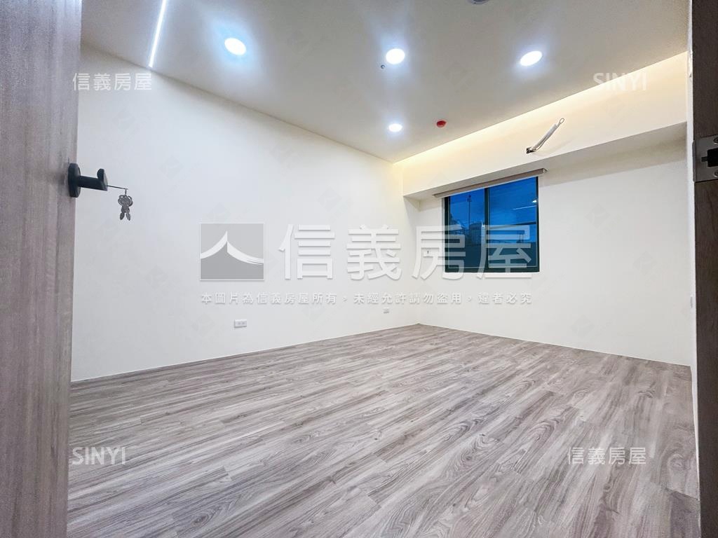 士林高樓層美裝帶車位房屋室內格局與周邊環境