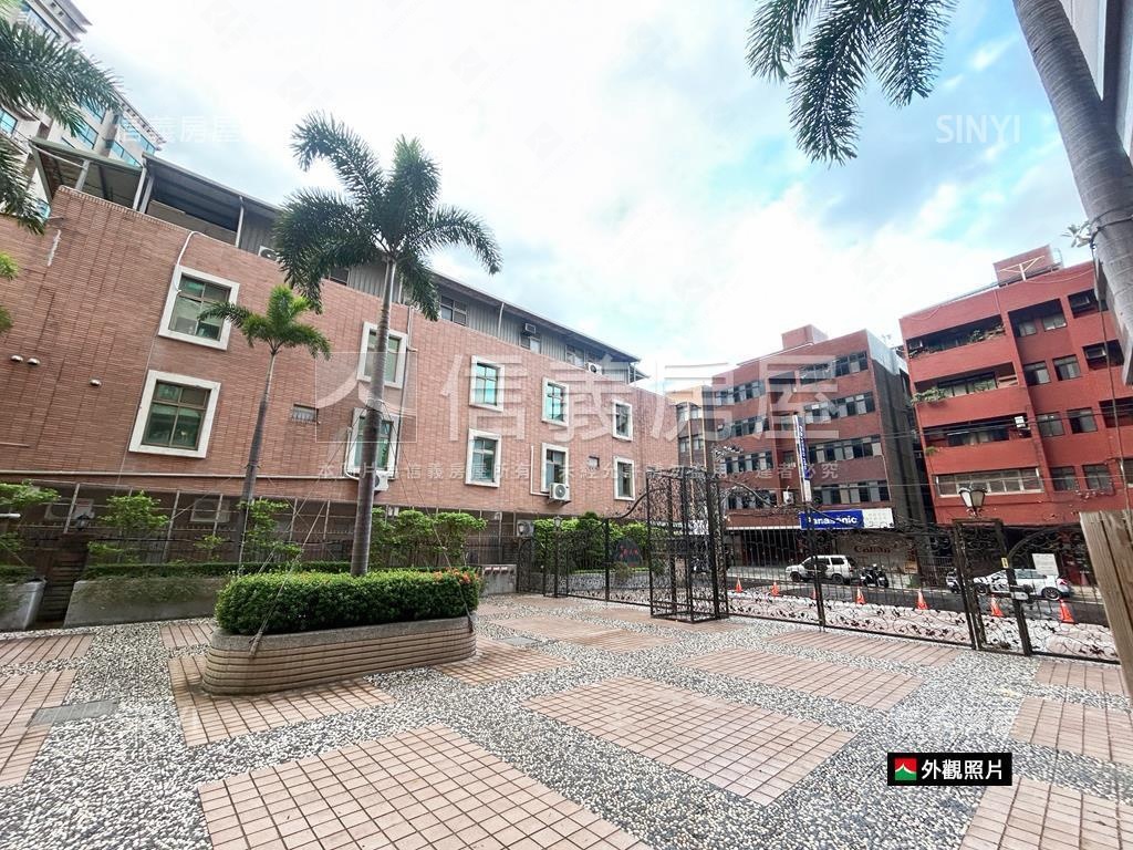 士林高樓層美裝帶車位房屋室內格局與周邊環境