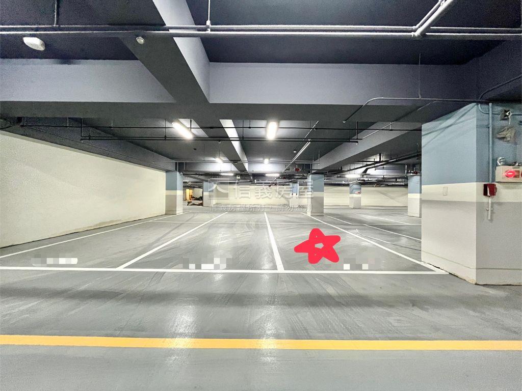 Ａ７全新未入住三房車位房屋室內格局與周邊環境