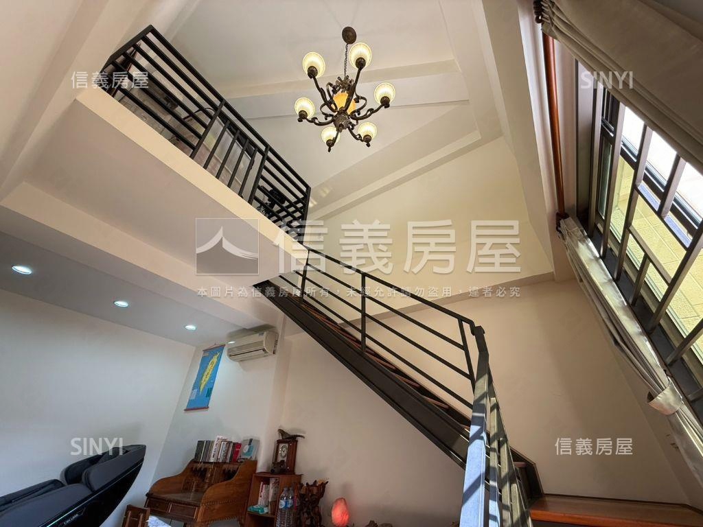 伍彩電梯大面寬孝親豪邸房屋室內格局與周邊環境