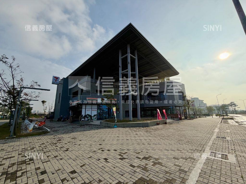 伍彩電梯大面寬孝親豪邸房屋室內格局與周邊環境