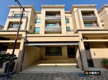 伍彩電梯大面寬孝親豪邸