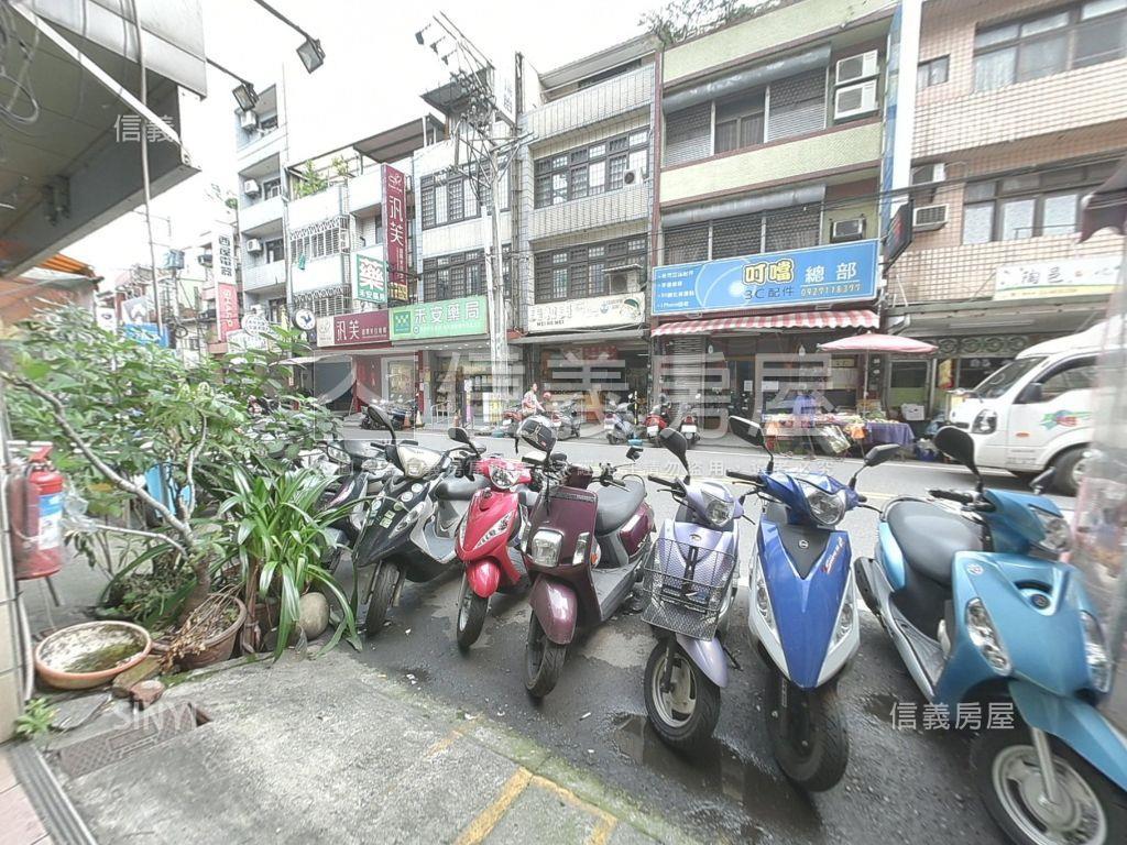 近火車站福德增建電梯透店房屋室內格局與周邊環境