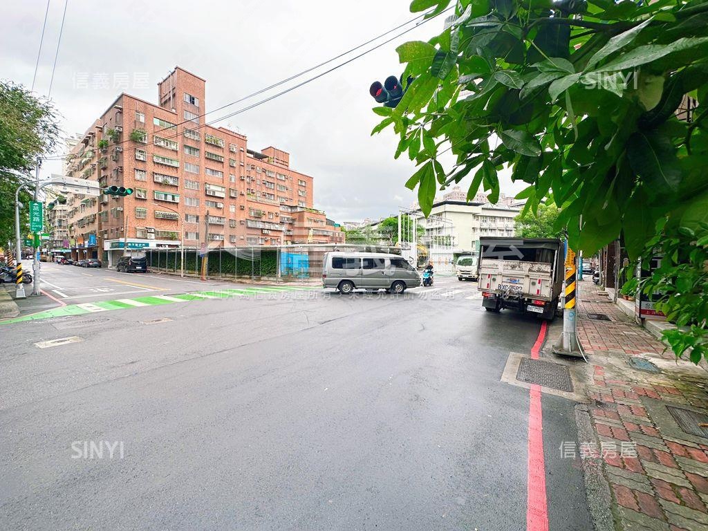 莒光路大坪數美屋房屋室內格局與周邊環境