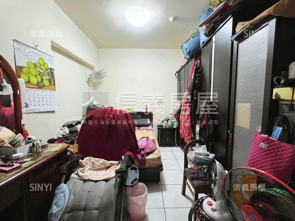 薪關渡稀有釋出美三房車位房屋室內格局與周邊環境