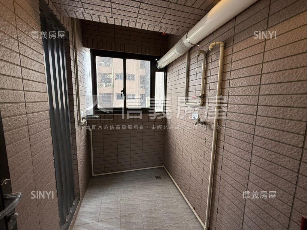 和築Ｔ１三房平車房屋室內格局與周邊環境